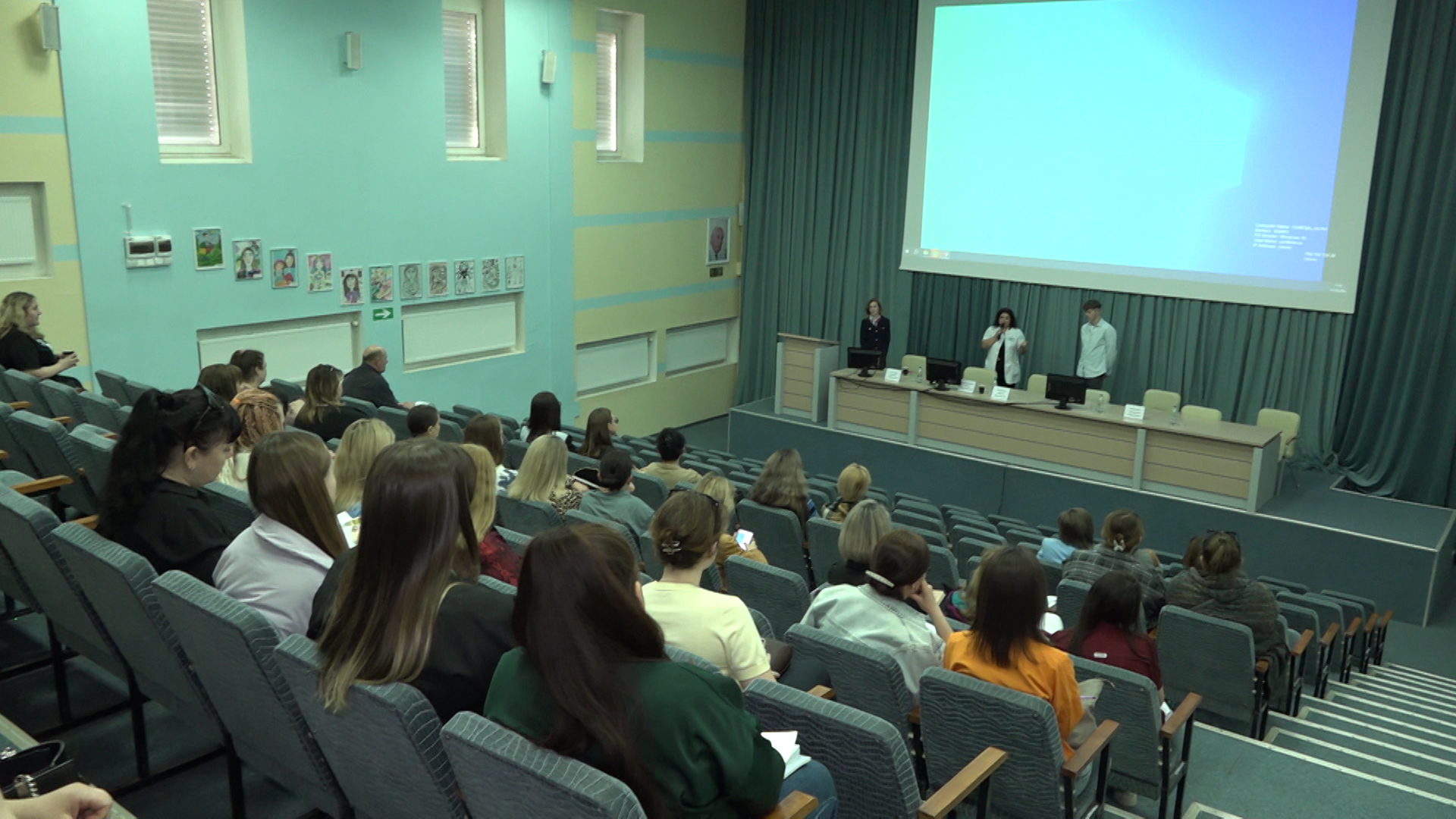 Лучшие неонатологи страны делятся опытом с волгоградскими специалистами