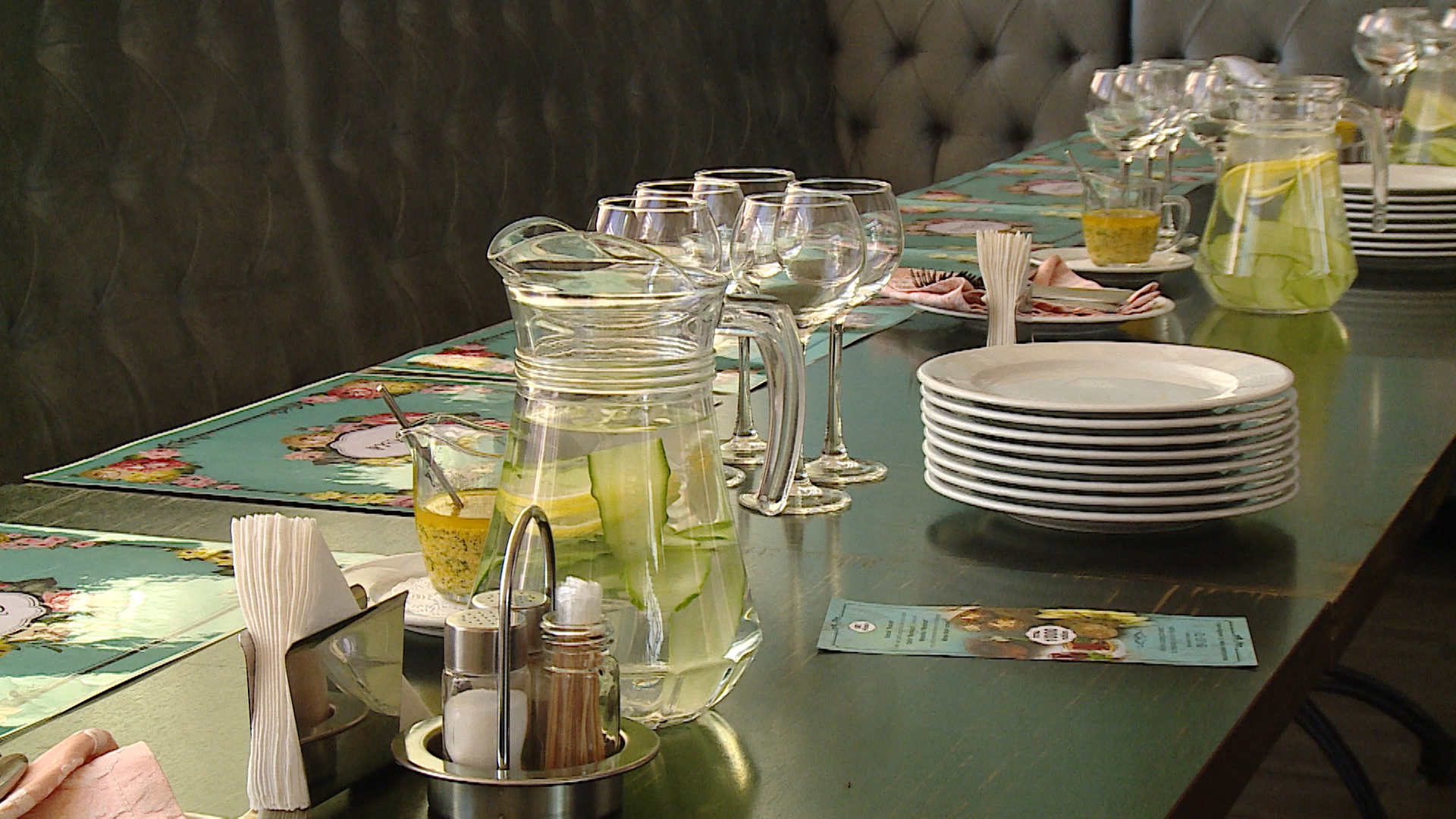 Почти на 20% выросли траты волгоградцев в кафе и ресторанах