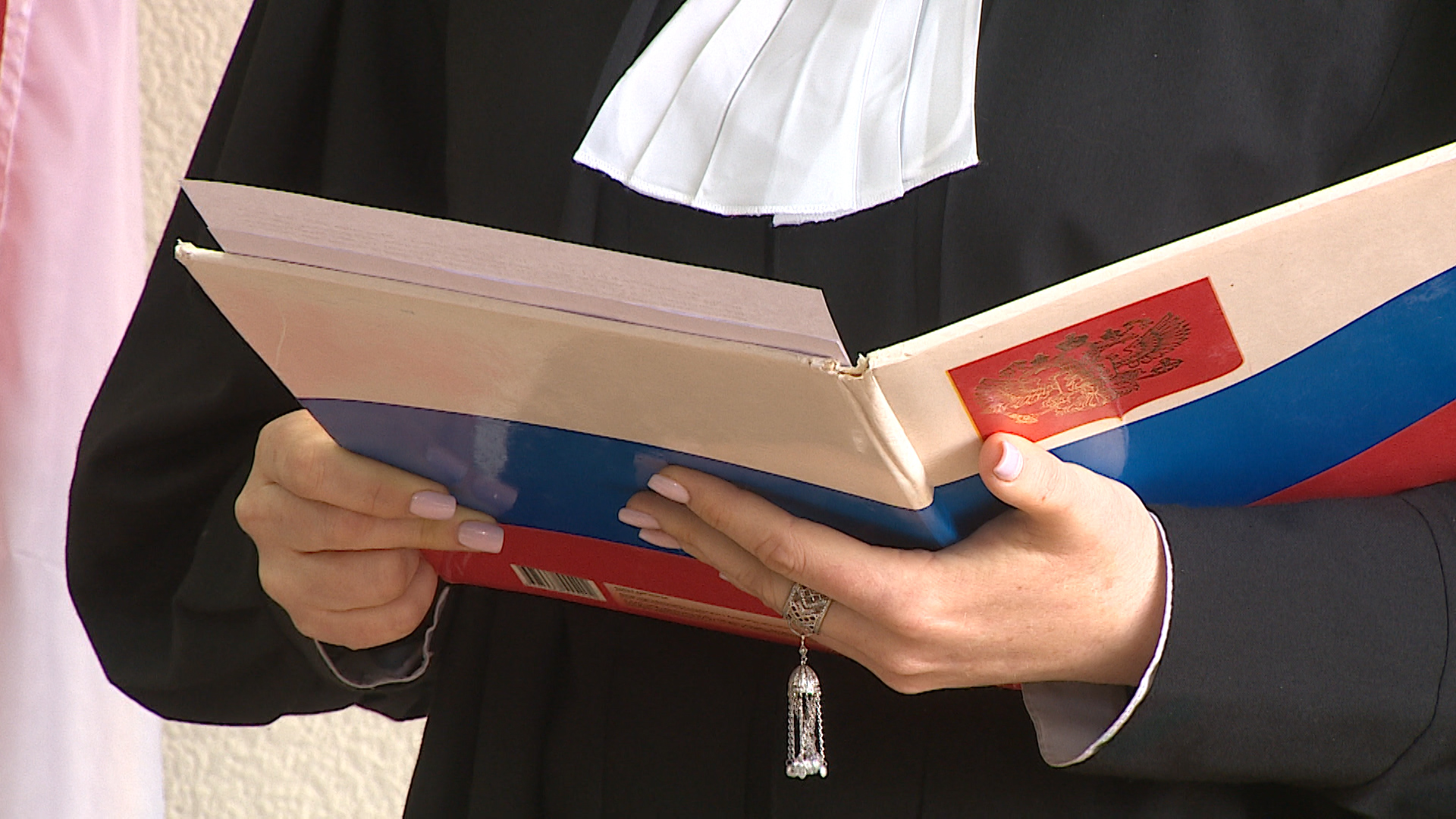 Под Волгоградом суд наказал хулиганов за избиение мужчины в магазине