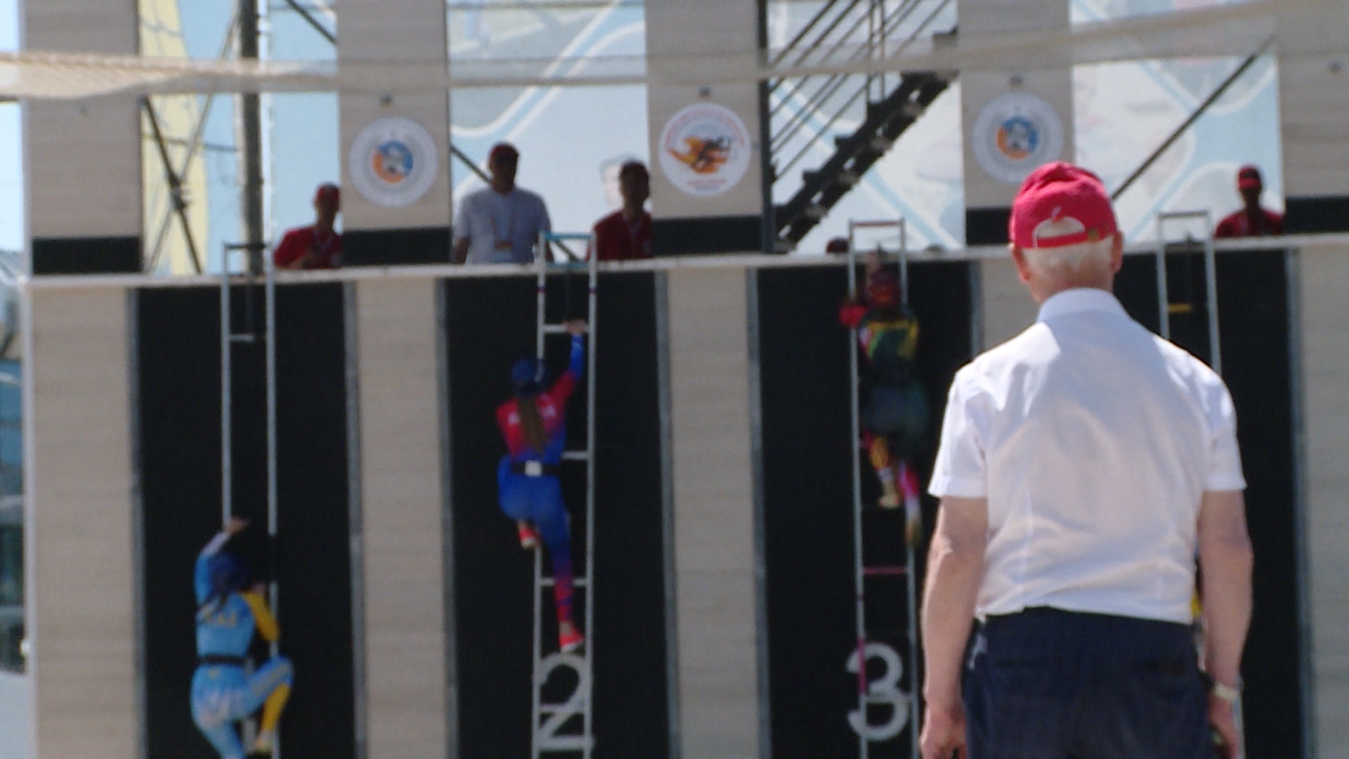 Огнеборцы из 18 регионов страны борются за «Кубок Победы» в Волгограде