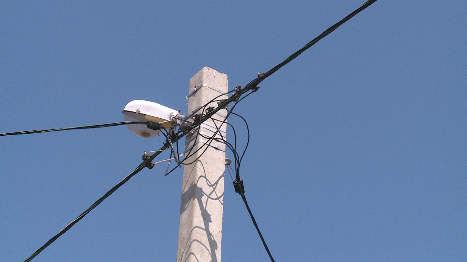 Жителя Волгоградской области наказали за электроворовство более чем на 180 тысяч рублей