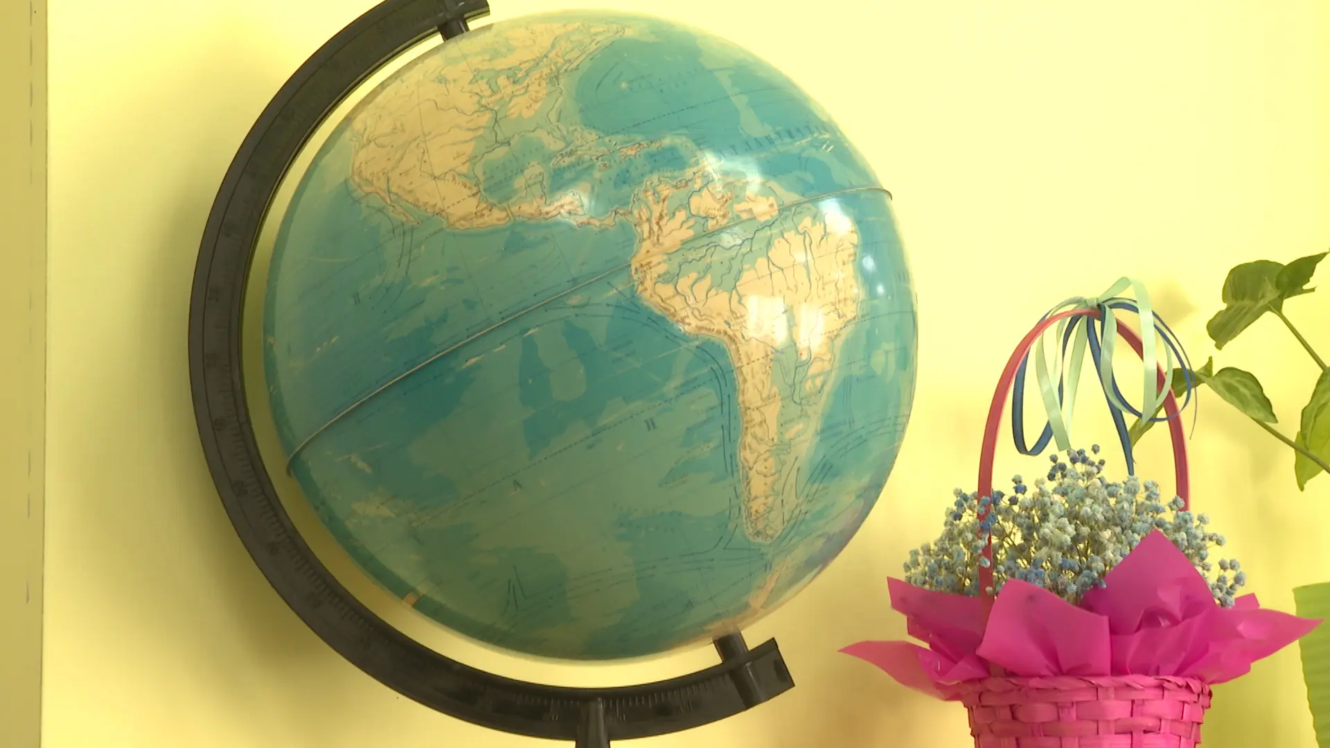 Песни о Великой Отечественной войне будут звучать в волгоградских школах вместо звонков