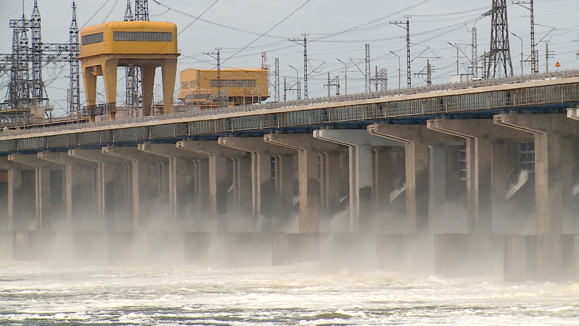 Росводресурсы скорректировали график работы Волжской ГЭС до 10 мая