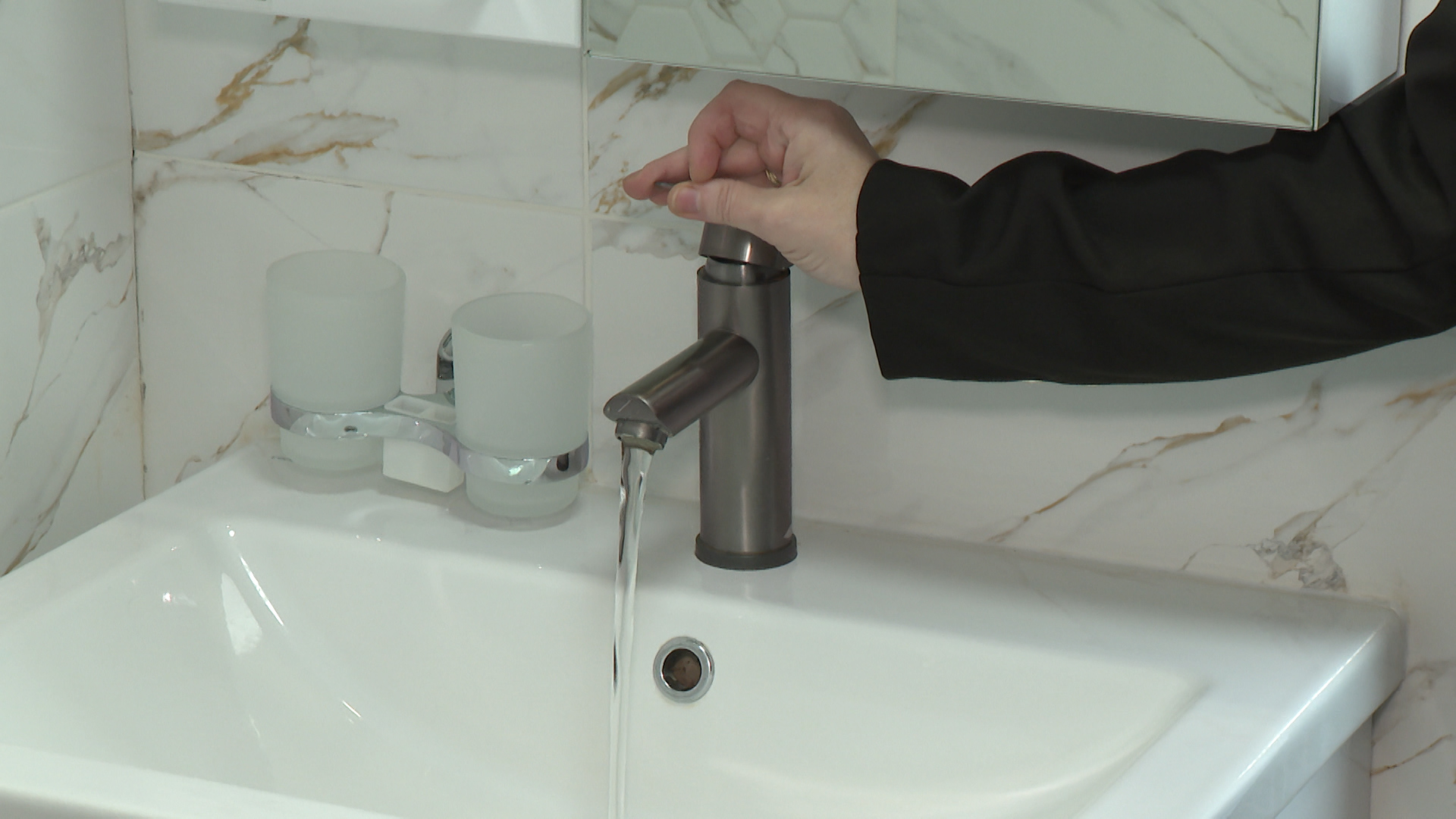 Волгоградцам советуют не пить воду из-под крана в период паводка