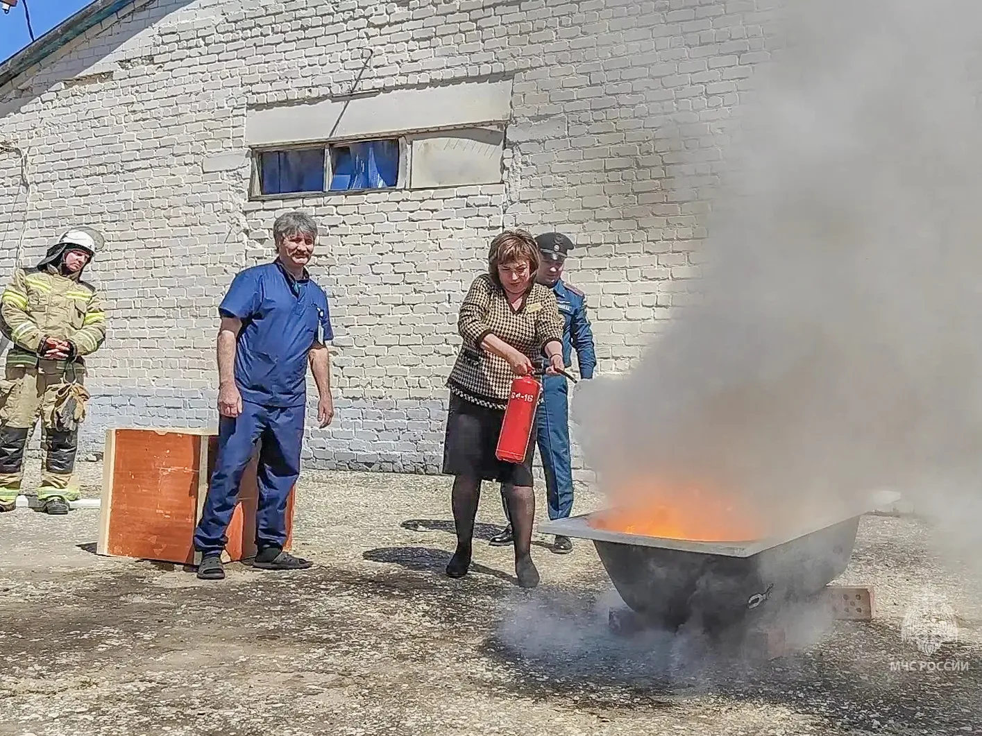 Условный пожар потушили в Жирновском доме социального обслуживания