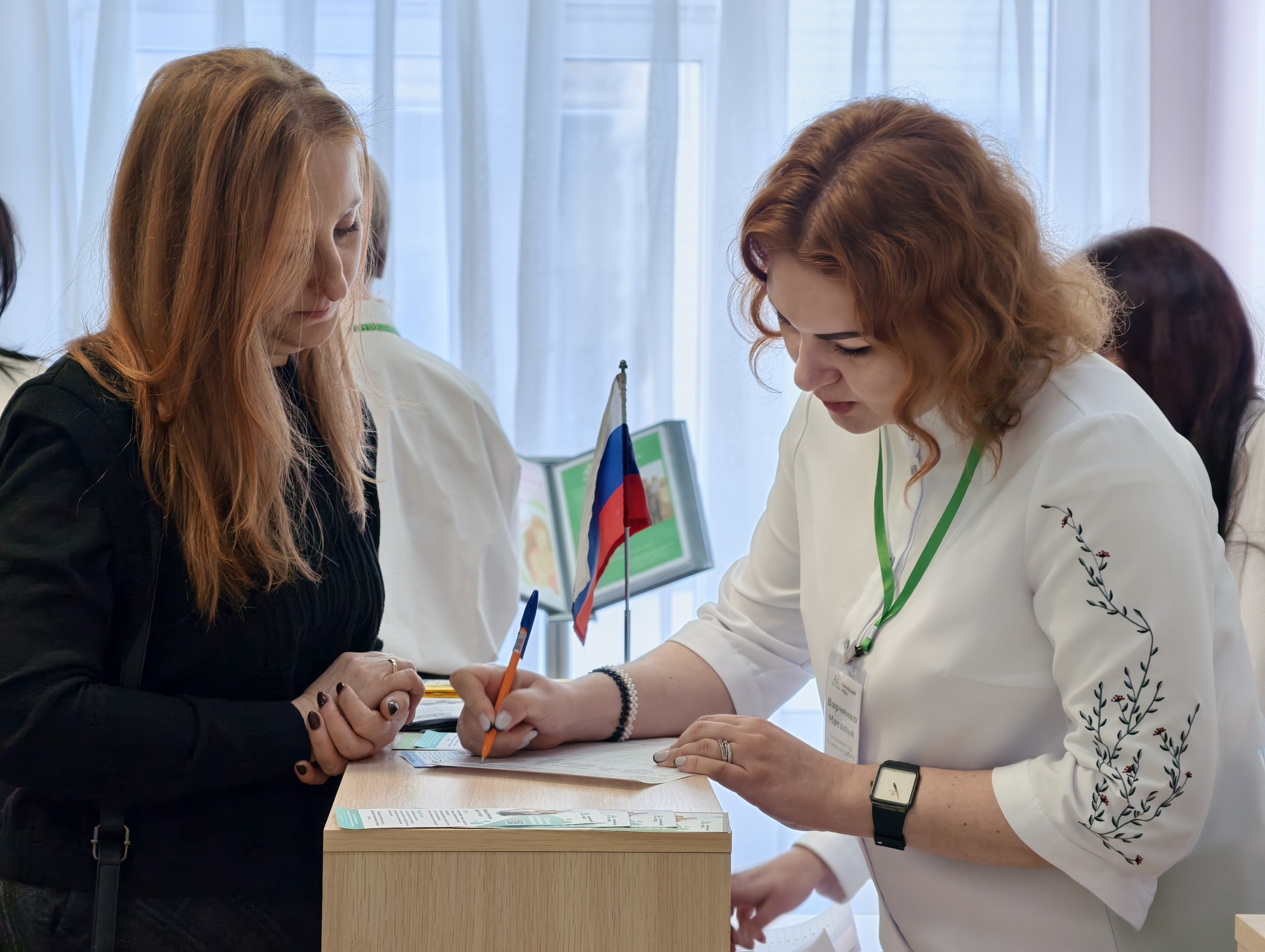 Почти тысяче многодетных семей возместили платное обучение детей в Волгоградской области