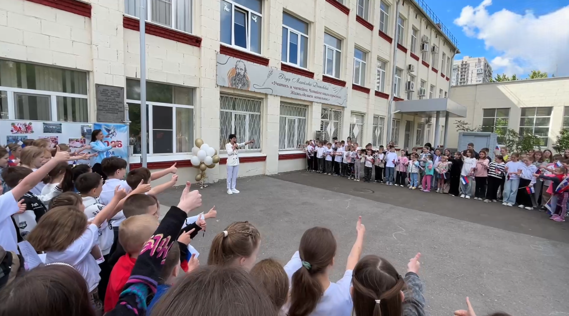 Юные волгоградцы начали посещать пришкольные лагеря