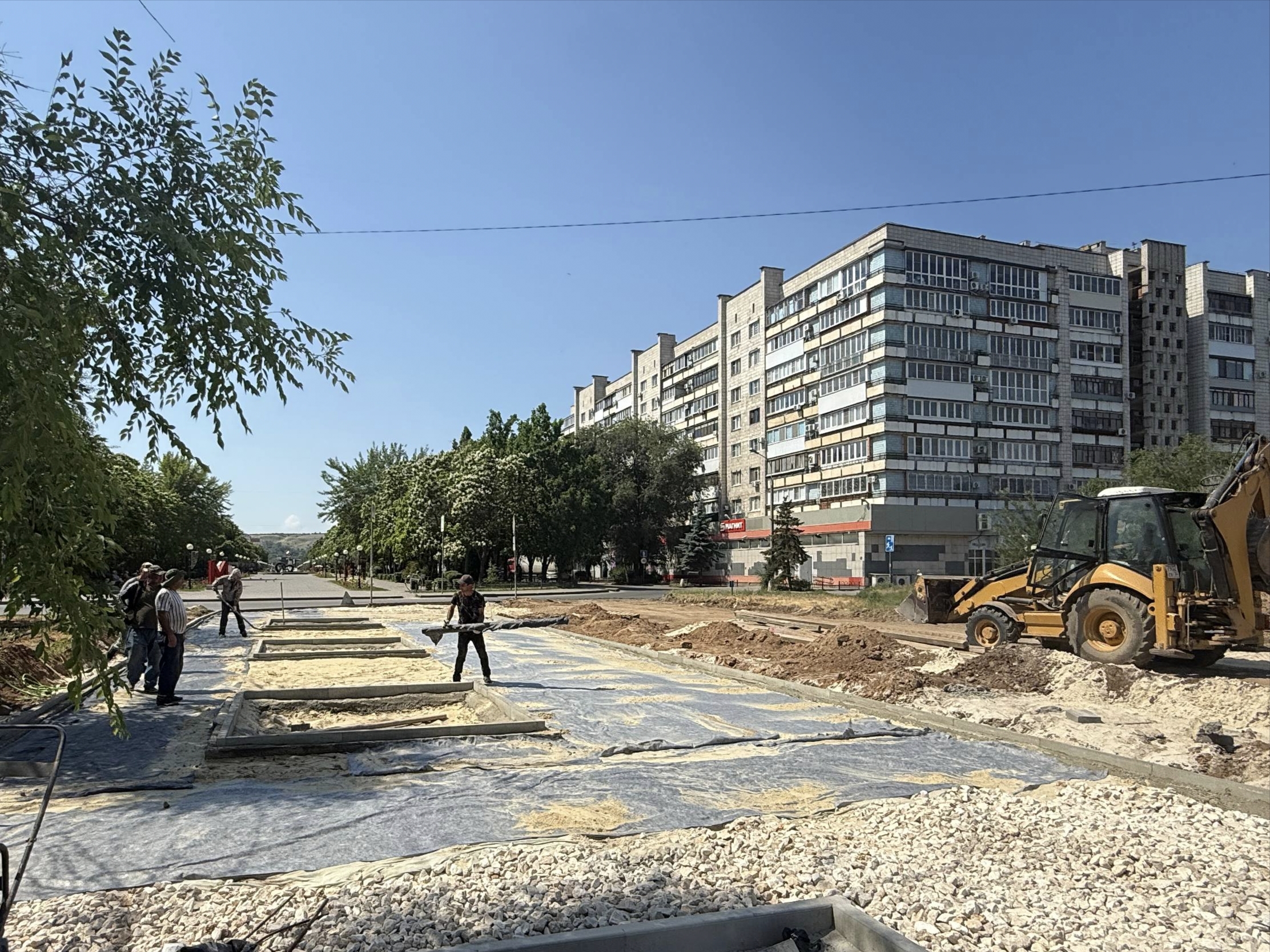 На юге Волгограда начали благоустройство парка в створе бульвара Энгельса