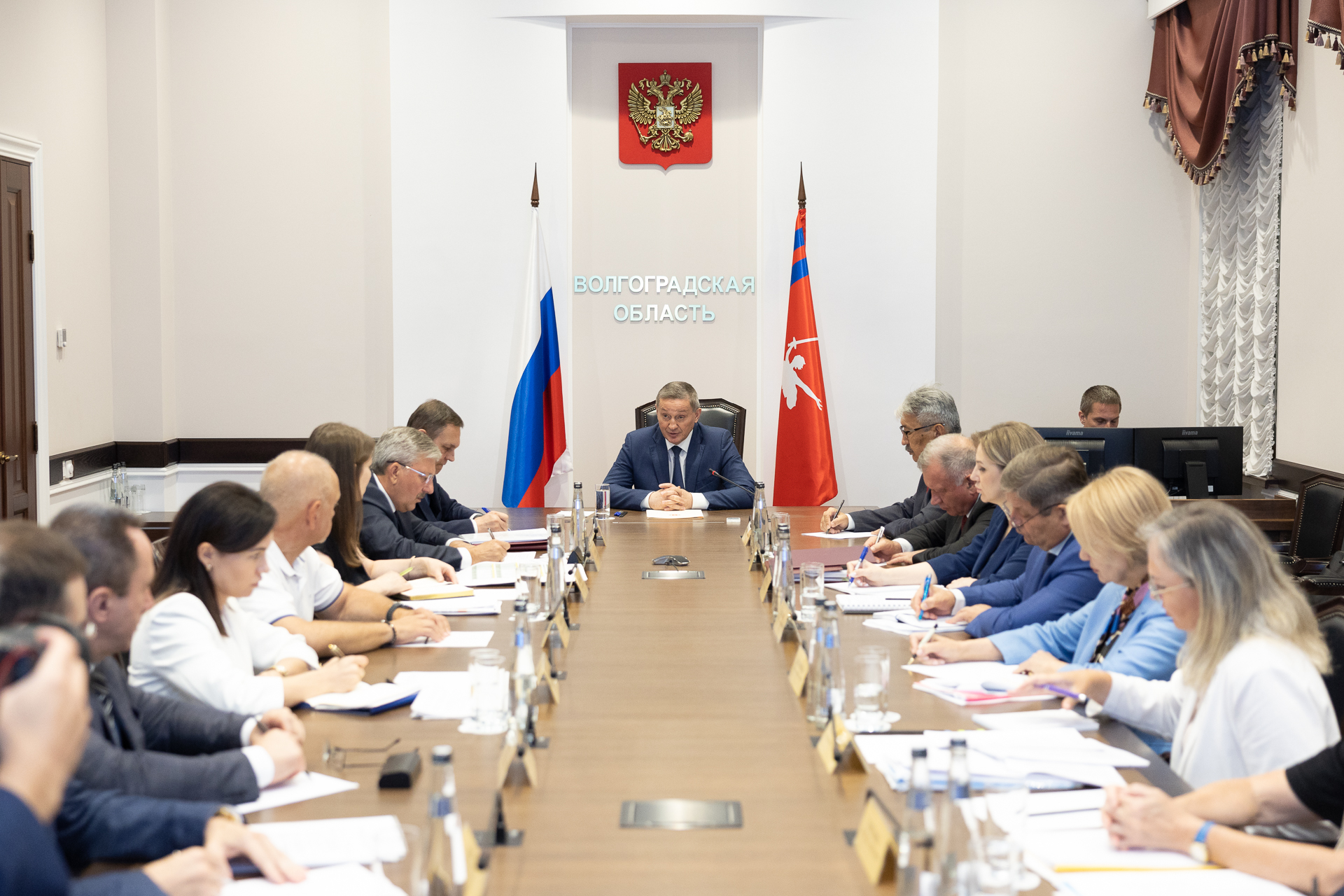 Губернатор провел совещание по подготовке к отопительному сезону 2026–2027