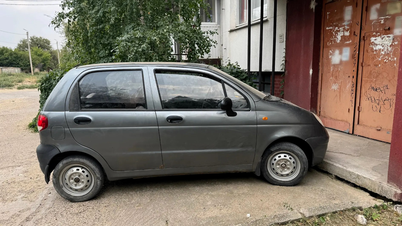 Под Волгоградом 15-летний подросток угнал чужую машину из автосервиса