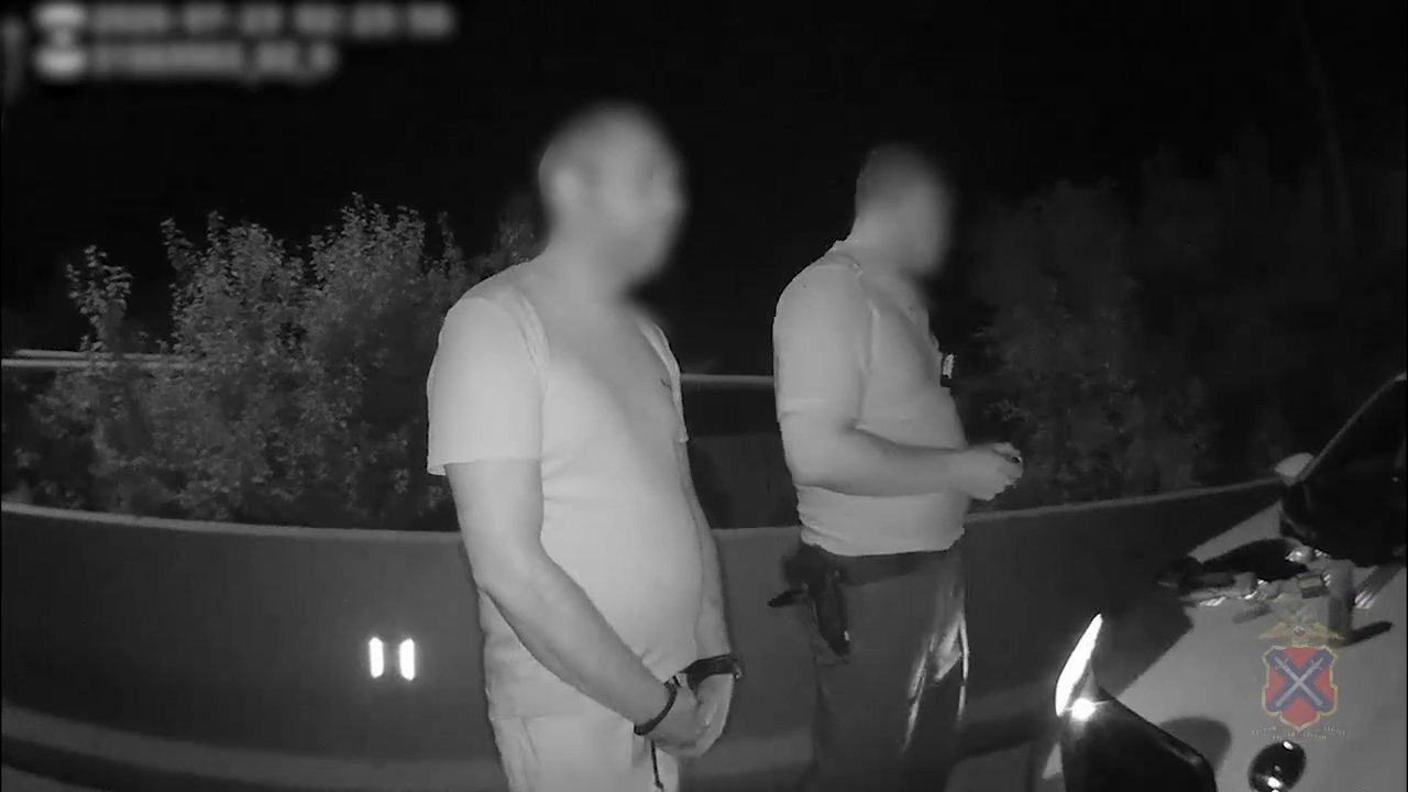 В Волжском у пассажира такси обнаружили запрещенное вещество