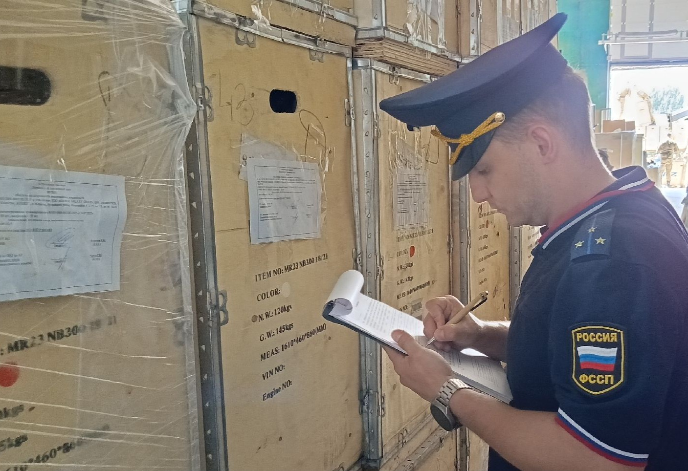 100 конфискованных мотоциклов и квадроциклов передали Минобороны из Волгограда