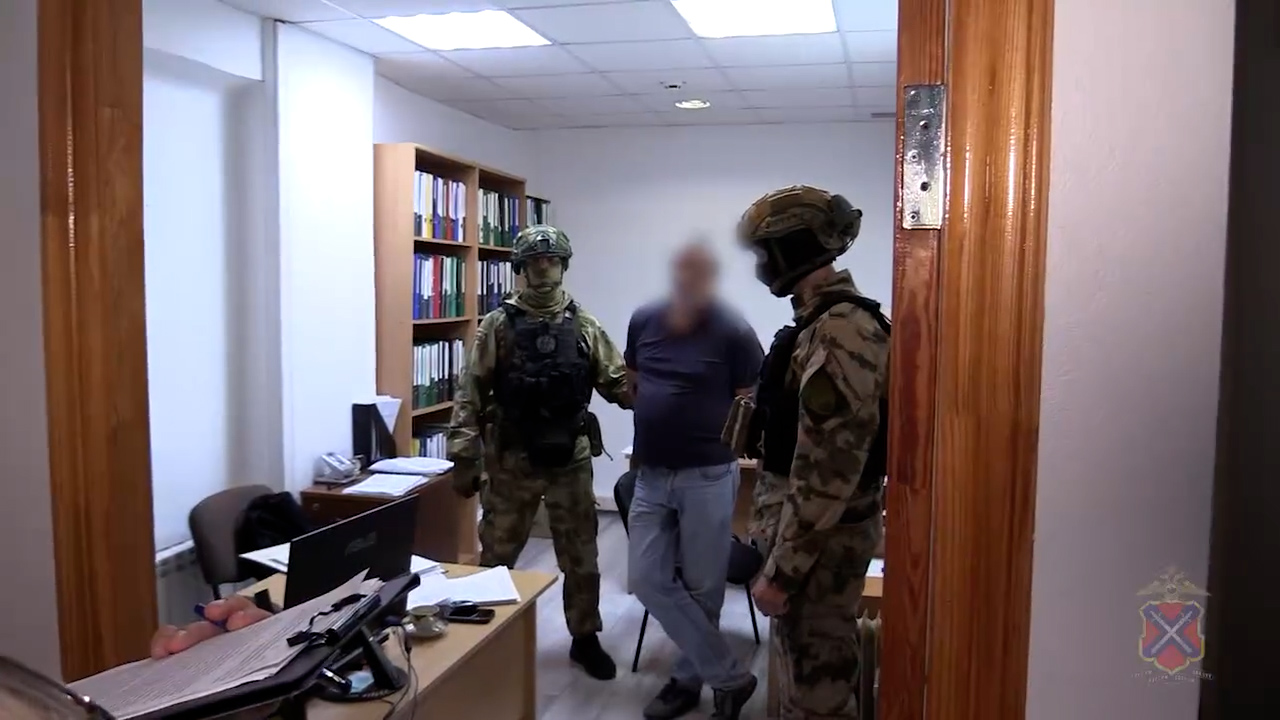 Трое волгоградцев стали фигурантами уголовного дела о коммерческом подкупе