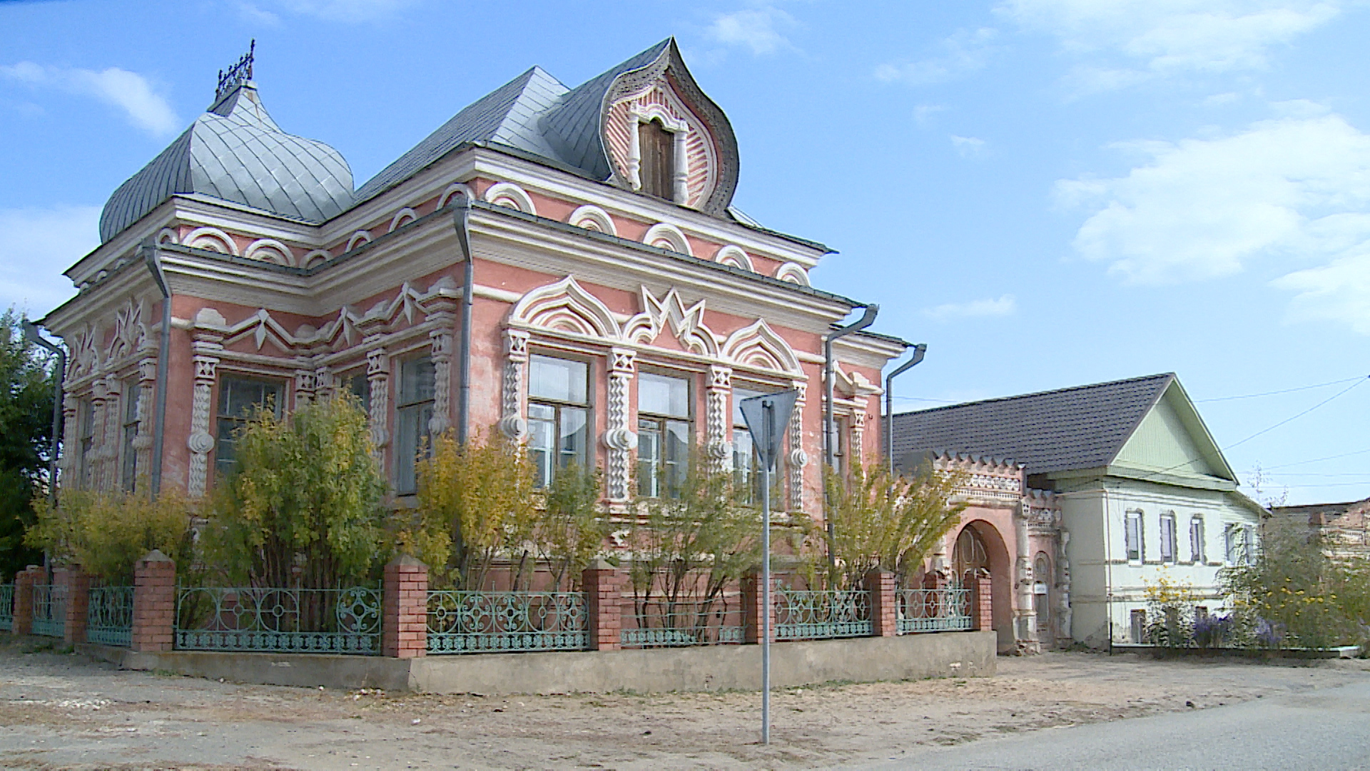Дубовка вошла в топ-10 городов по росту привлекательности для осеннего отдыха
