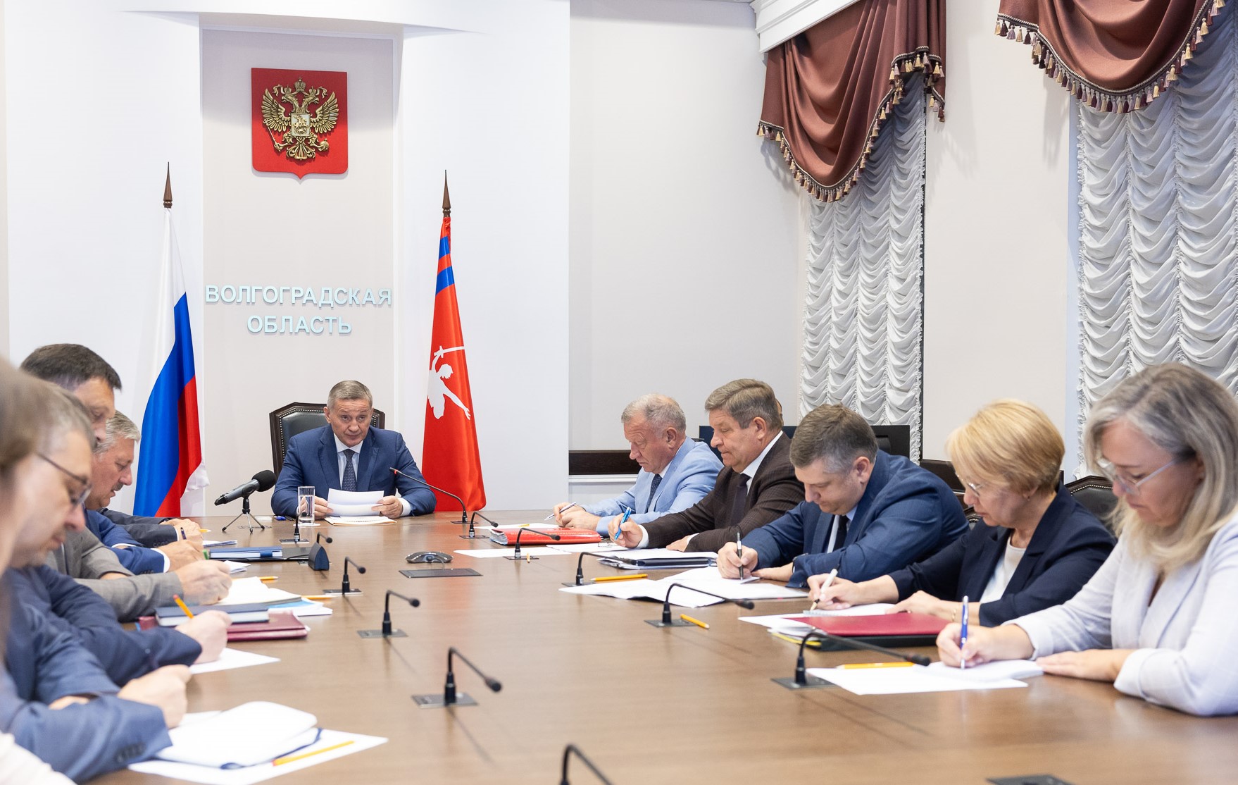 Губернатор поручил обеспечить безопасность выборной кампании в Волгоградской области
