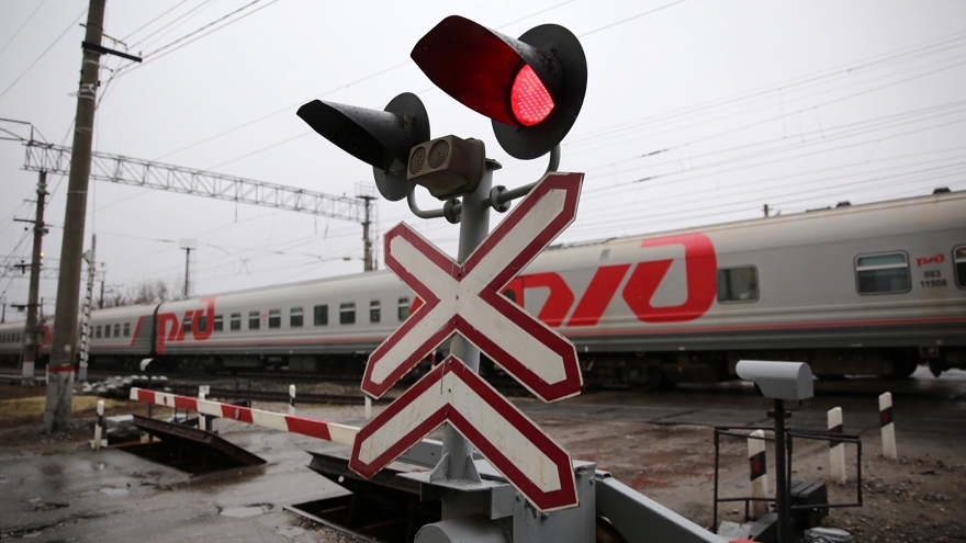 В Волгоградской области ограничат проезд через железнодорожный переезд