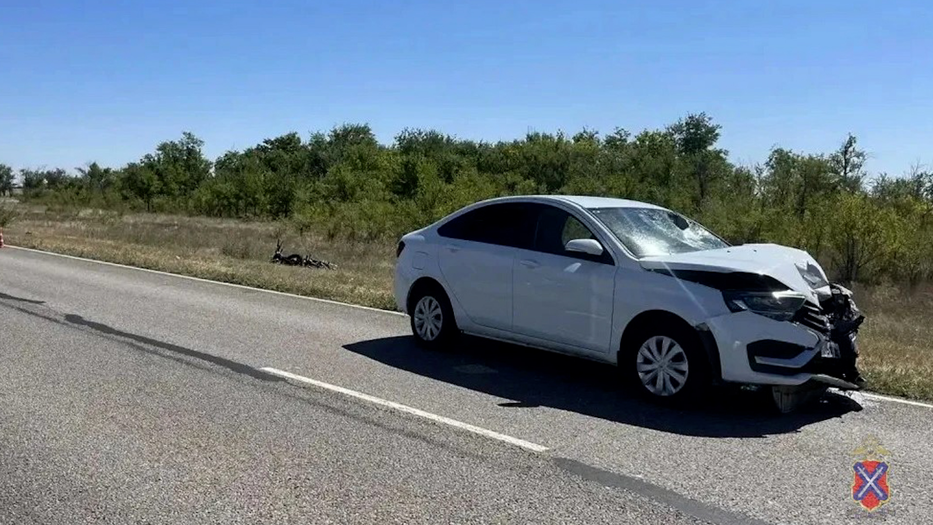 Мотоциклист погиб после лобового столкновения с легковушкой под Волгоградом