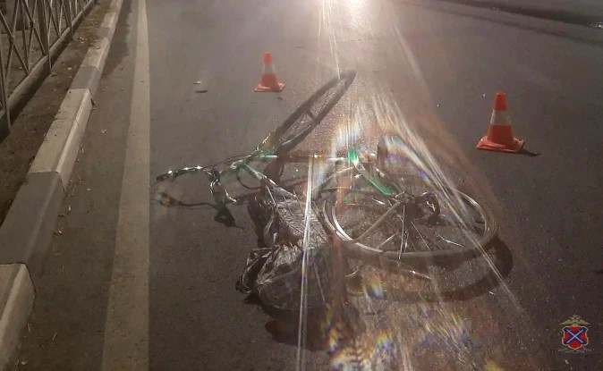В Волжском иномарка насмерть сбила велосипедиста
