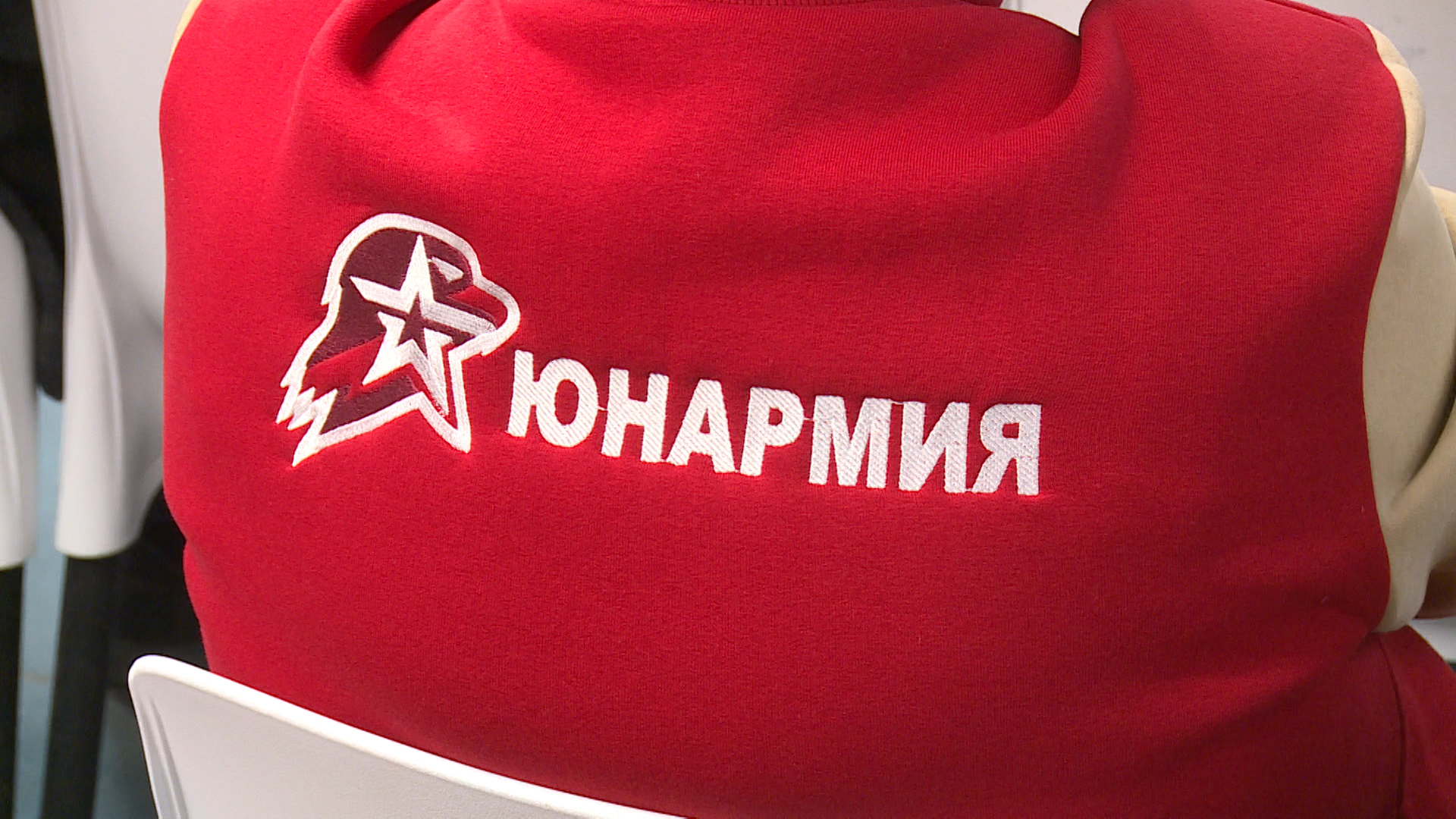 Нагрудным знаком «Юнармейская доблесть» отметили девятерых волгоградцев