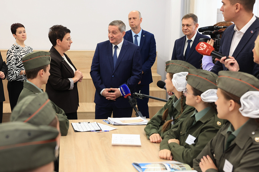 Путин поддержал идею проводить финалы «Зарницы 2.0» в Волгоградской области каждый год