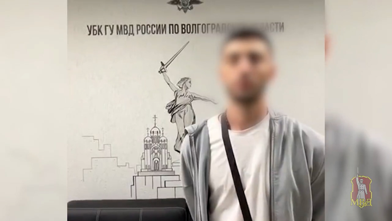 В Волгограде мужчину задержали за обслуживание сим-боксов для мошенников
