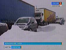 К месту чрезвычайной ситуации на трассе Волгоград-Саратов направлен отряд особого назначения