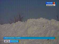 Два волгоградца пробили дорогу в заснеженный дубовский хутор