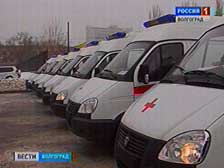 Десять современных машин скорой помощи получили волгоградские медучреждения