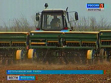 Волгоградские аграрии приступили к весеннему севу