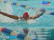Волгоградские пловцы удачно стартовали на чемпионате России