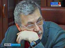 Директор Волгоградского ТЮЗа Альберт Авходеев отметил юбилей
