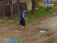 В Вишневой балке размывает дороги и дома