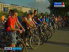 Волгоградские велосипедисты провели масштабный велопарад