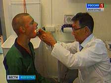 Передвижная поликлиника посетила Камышинскую детскую колонию